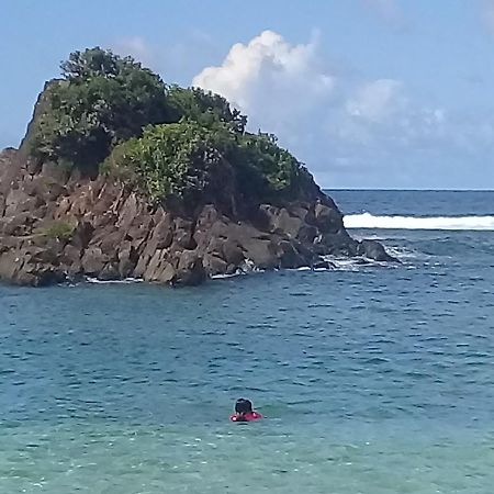 Josurfinn, Puraran Beach Baras  Eksteriør bilde